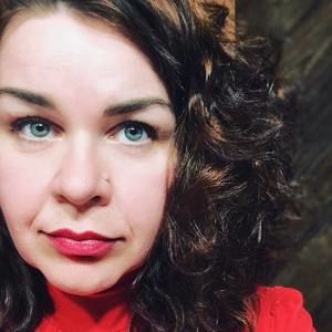 Meet your Posher, Dana